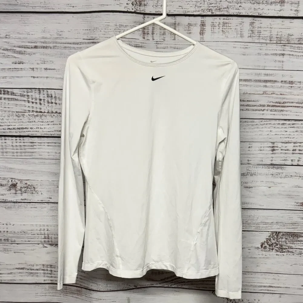 Nike Pro Big Kids' Dri-FIT Long-Sleeve Crewneck Tee White medium